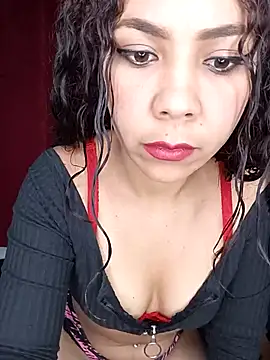 Snapshot of Zafiiiro_ chatting on 03.16.25 Zafiiiro online show from 03.16.25