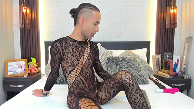 Snapshot of Anghel_Stone chatting on 02.25.26 Anghel Stone online show from 02.25.26