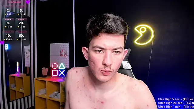 Snapshot of Danny__Magic chatting on 03.16.25 Danny Magic online show from 03.16.25
