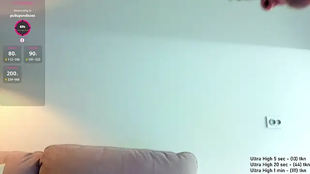 Snapshot of Danny__Magic chatting on 12.17.25 Danny Magic online show from 12.17.25