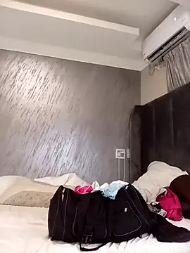 Hotytoty26 online show from 11.15.25