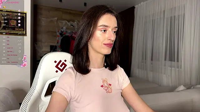 Snapshot of TwinTemptations chatting on 10.30.25 TwinTemptations online show from 10.30.25