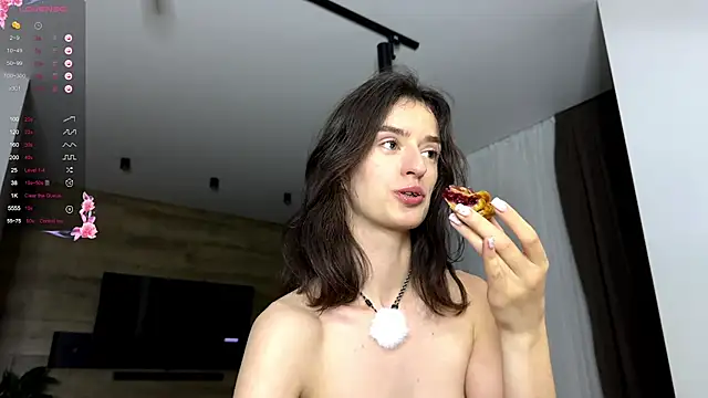 Snapshot of TwinTemptations chatting on 11.27.25 TwinTemptations online show from 11.27.25