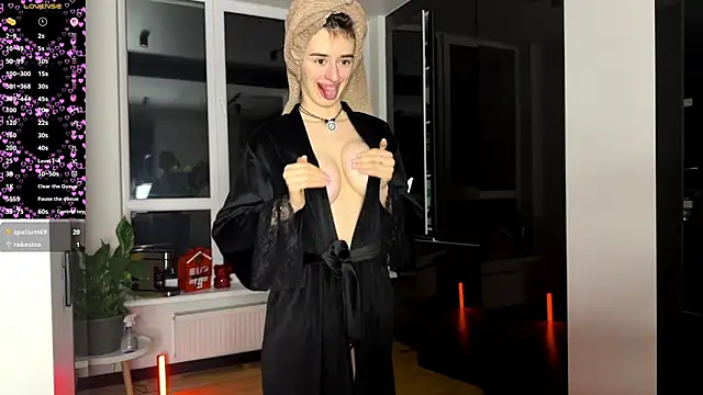 Snapshot of TwinTemptations chatting on 02.13.26 TwinTemptations online show from 02.13.26