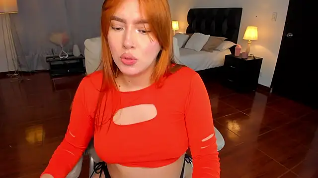 Snapshot of karla_hill_28 chatting on 12.20.25 karla hill 28 online show from 12.20.25