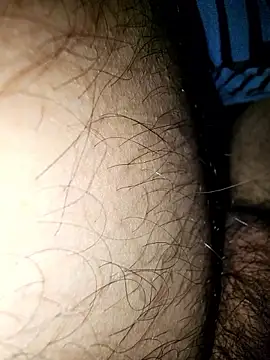 Snapshot of ikeike-kun chatting on 11.25.25 ikeike-kun online show from 11.25.25