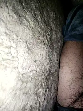 Snapshot of ikeike-kun chatting on 11.30.25 ikeike-kun online show from 11.30.25