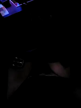 Snapshot of ikeike-kun chatting on 12.16.25 ikeike-kun online show from 12.16.25