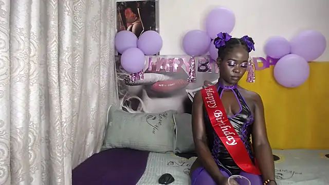 Snapshot of blackrose001 chatting on 02.26.26 blackrose001 online show from 02.26.26