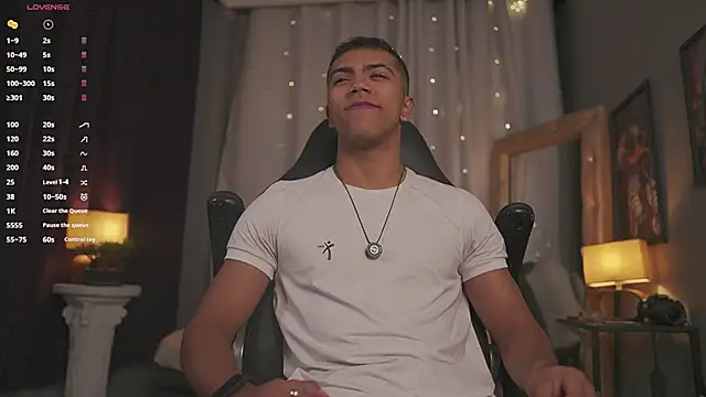 Colstorw  online show from 04.20.26