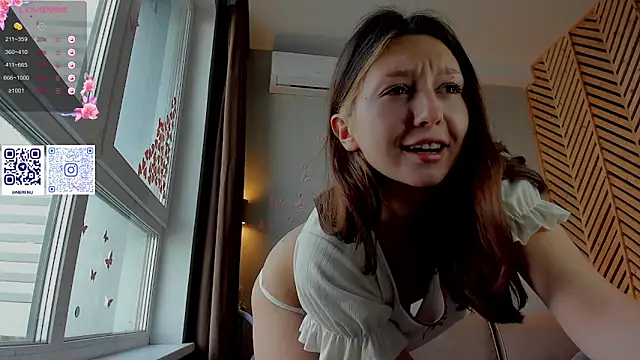 nerenuu  online show from 09.26.25