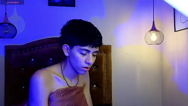 Snapshot of Matty_Sparkk chatting on 03.18.25 Matty Sparkk online show from 03.18.25