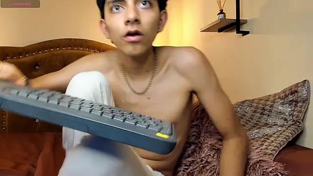 Snapshot of Matty_Sparkk chatting on 03.22.25 Matty Sparkk online show from 03.22.25