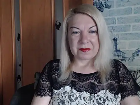 Lillia Ray online show from 06.03.26