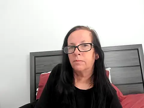 peachgoddess online show from 11.25.25