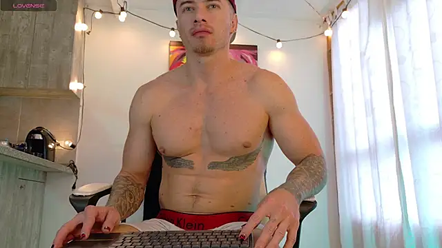 Ryannblue07 online show from 10.21.25