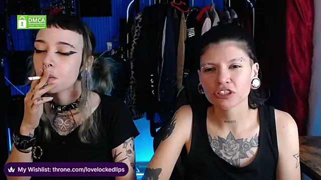 Snapshot of lovelockedlips chatting on 06.04.26 lovelockedlips online show from 06.04.26