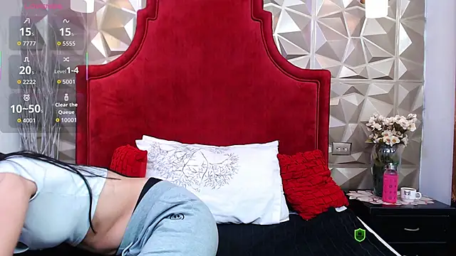 Snapshot of Lili_Opal chatting on 02.24.26 Lili Opal online show from 02.24.26