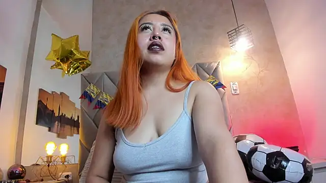 Snapshot of kailinmoonx chatting on 07.18.26 kailinmoonx online show from 07.18.26