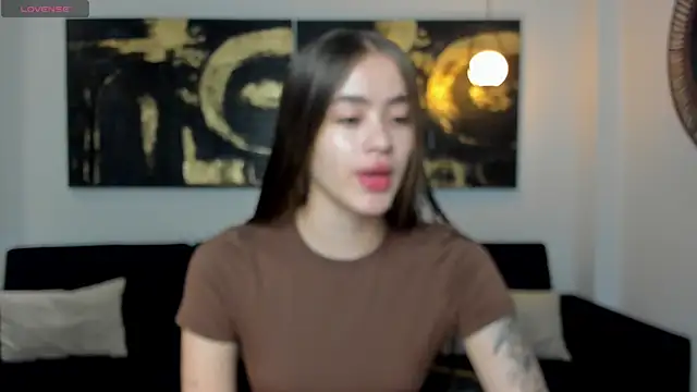 Snapshot of MaiaCollins chatting on 01.18.26 MaiaCollins online show from 01.18.26