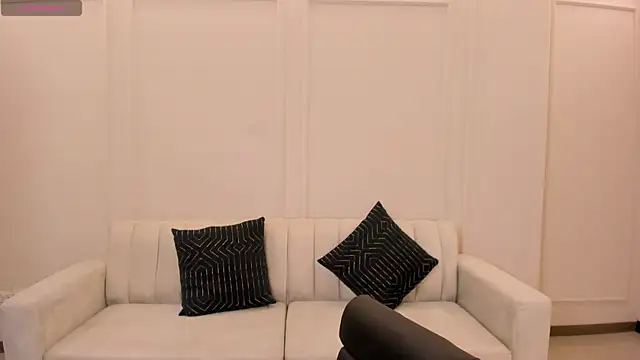 Snapshot of MaiaCollins chatting on 02.26.26 MaiaCollins online show from 02.26.26