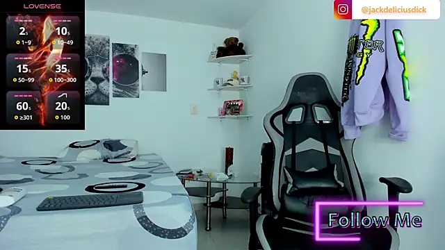 Snapshot of jackdeliciusdick chatting on 11.18.25 jackdeliciusdick online show from 11.18.25