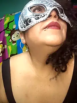 Snapshot of Pequitas_sexi chatting on 10.11.25 Pequitas sexi online show from 10.11.25