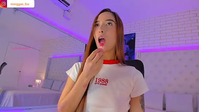 Morggan Fox  online show from 11.20.25