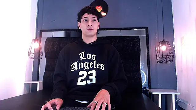 Snapshot of Jhojan_twink chatting on 01.17.26 Jhojan twink online show from 01.17.26