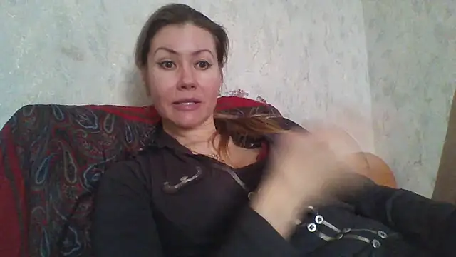 Eva Neon online show from 03.16.25