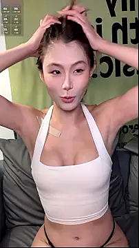 Snapshot of Cici250808 chatting on 11.04.25 Cici250808 online show from 11.04.25