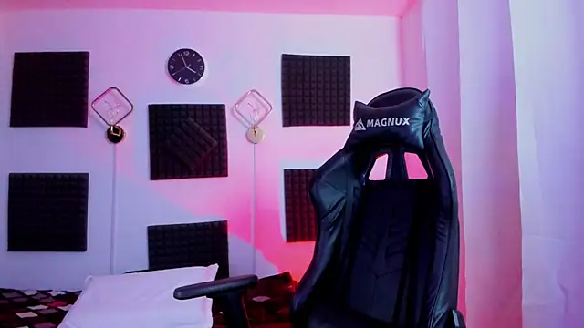 Snapshot of hannarusso chatting on 01.12.26 hannarusso online show from 01.12.26