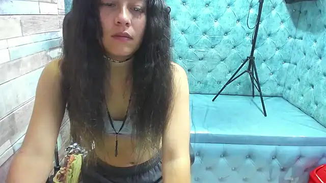 Lizeth Garcia online show from 10.18.25