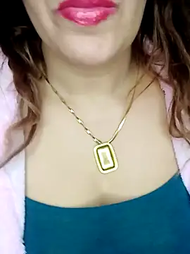 Maya-Moon online show from 11.29.25