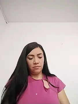 scarlet evanss online show from 10.20.25