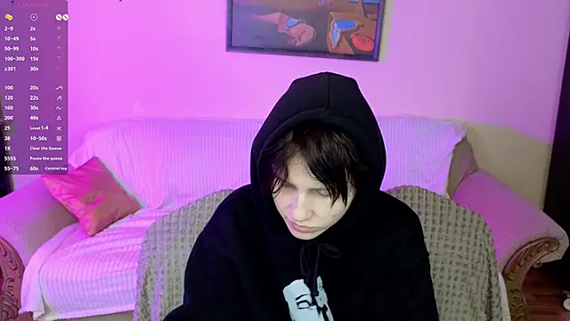 Snapshot of Tara_Lawson chatting on 09.13.25 Tara Lawson online show from 09.13.25