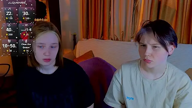 Snapshot of Tara_Lawson chatting on 11.15.25 Tara Lawson online show from 11.15.25