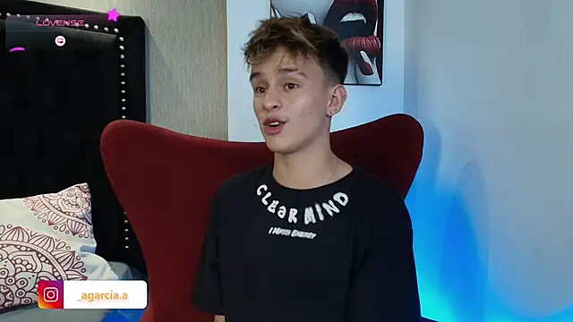 Snapshot of LiamWildx20 chatting on 02.04.26 LiamWildx20 online show from 02.04.26