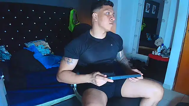 ethan dalton  online show from 11.19.25