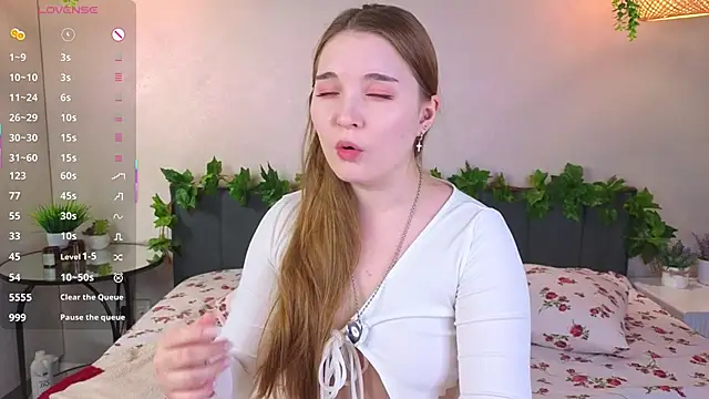 Snapshot of ConstanceHelms chatting on 11.17.25 ConstanceHelms online show from 11.17.25