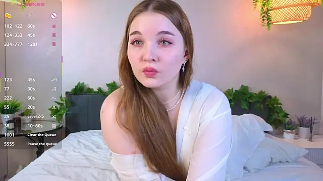 Snapshot of ConstanceHelms chatting on 11.21.25 ConstanceHelms online show from 11.21.25