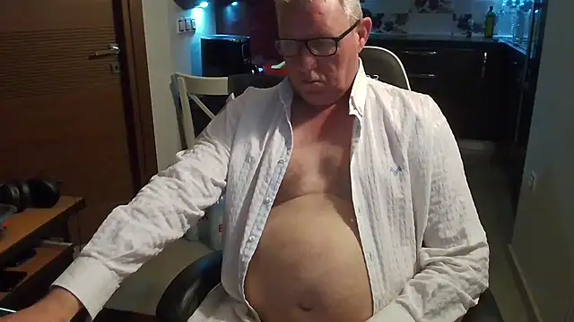 JamesBauer online show from 03.04.26