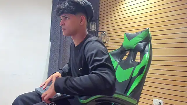 317894 online show from 04.09.26