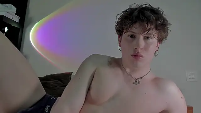 Snapshot of RobFavorite1 chatting on 03.15.25 RobFavorite1 online show from 03.15.25