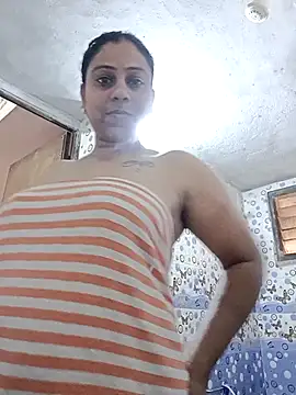 Snapshot of JENNIFERtamil chatting on 03.08.26 JENNIFERtamil online show from 03.08.26