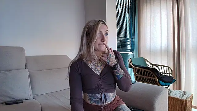 tattoobbgirl online show from 01.16.26