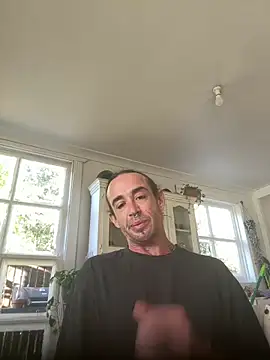 Snapshot of mastertittiefkr chatting on 09.12.25 mastertittiefkr online show from 09.12.25