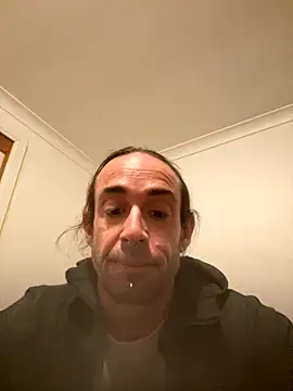 Snapshot of mastertittiefkr chatting on 09.13.25 mastertittiefkr online show from 09.13.25