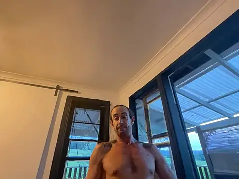 Snapshot of mastertittiefkr chatting on 12.22.25 mastertittiefkr online show from 12.22.25