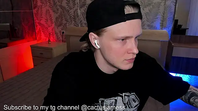 Snapshot of Cactus__James chatting on 10.24.25 Cactus James online show from 10.24.25